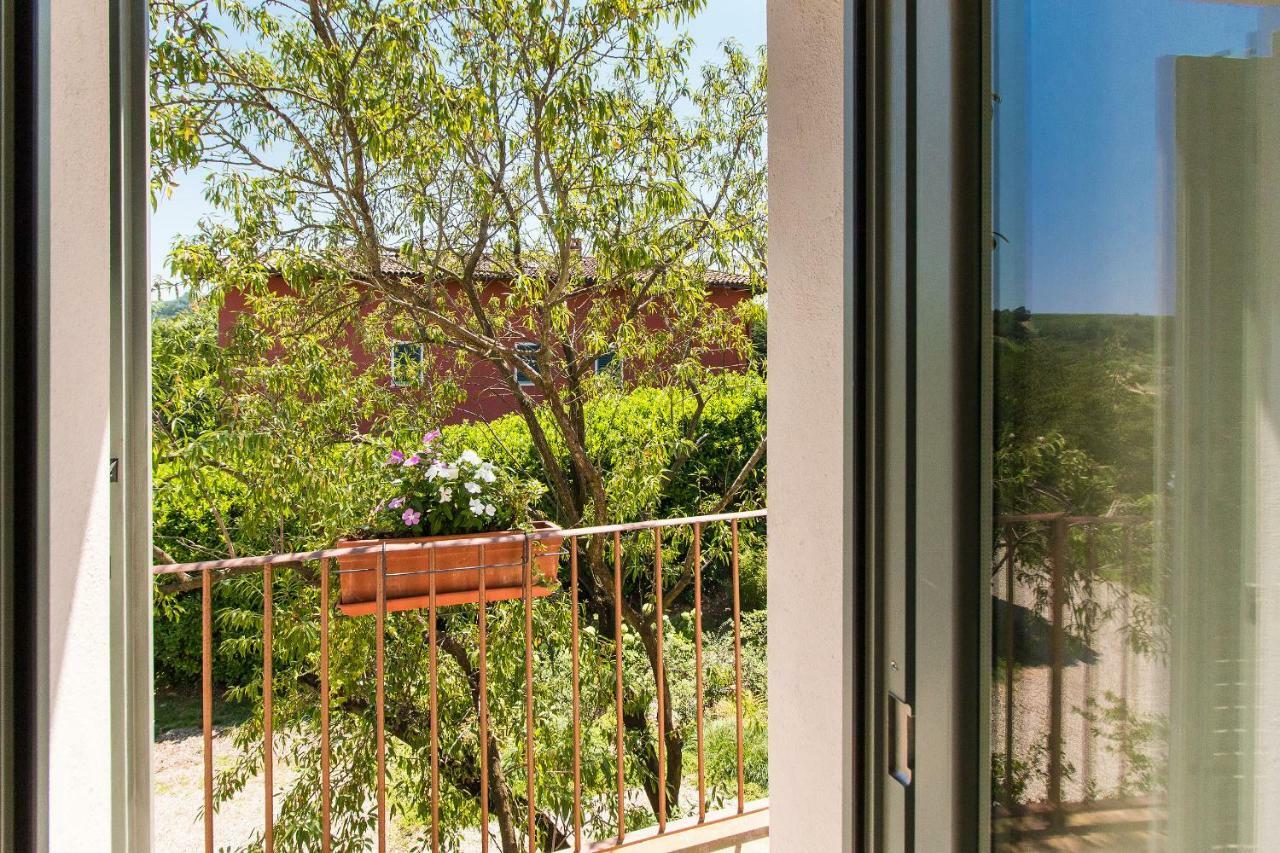 Appartamenti Presso Cascina La Melagrana コスティリオーレ・ダスティ エクステリア 写真