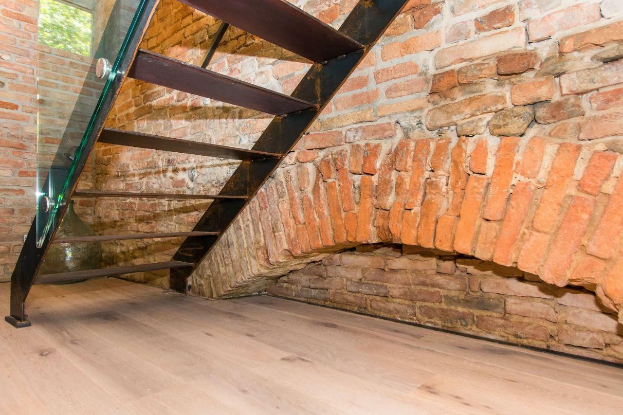 Appartamenti Presso Cascina La Melagrana コスティリオーレ・ダスティ エクステリア 写真